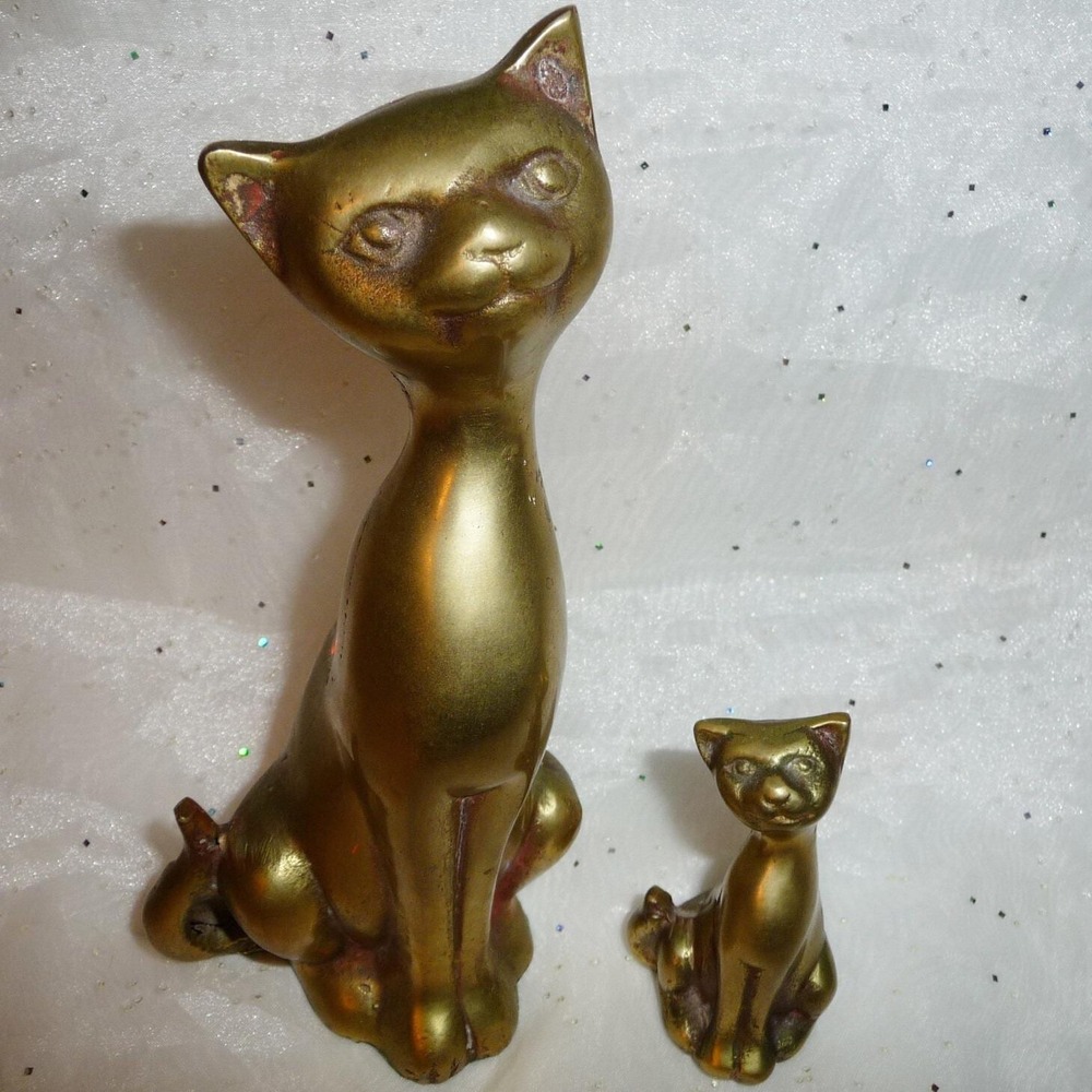 2 Vintage Brass Siamese Mama Baby Cat Kitten Kitty Figurines Mid Century Modern